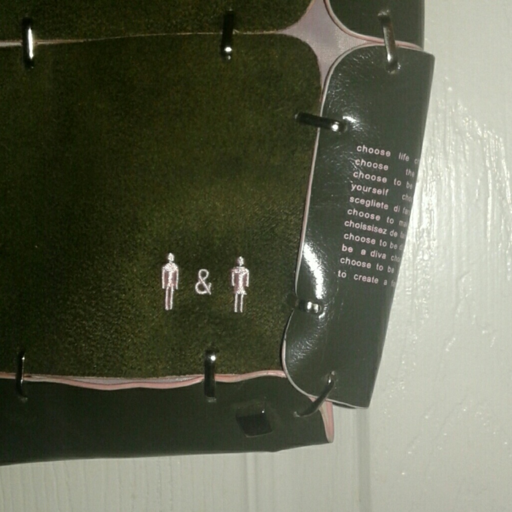 Matt & Nat Handbag - Picture 3 of 4